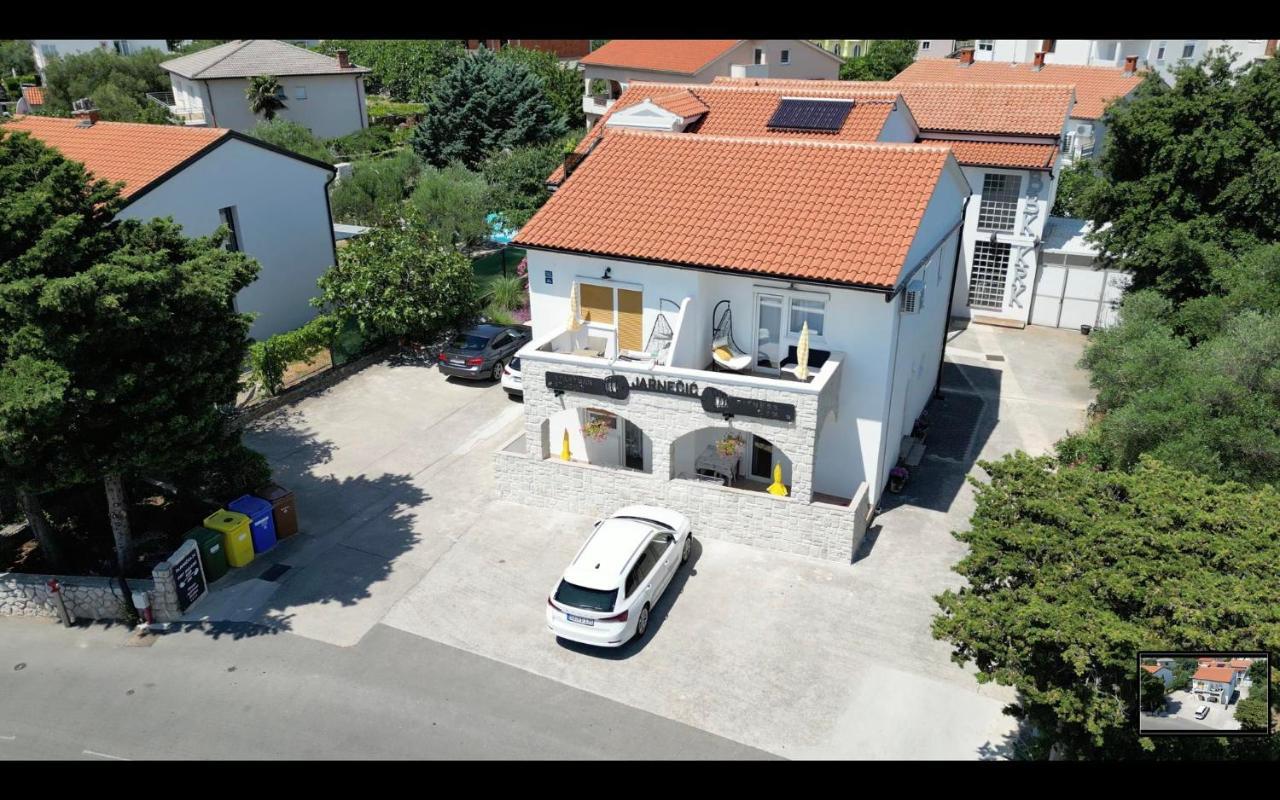 Studio Apartmani “Jarnecic” Krk Town Extérieur photo