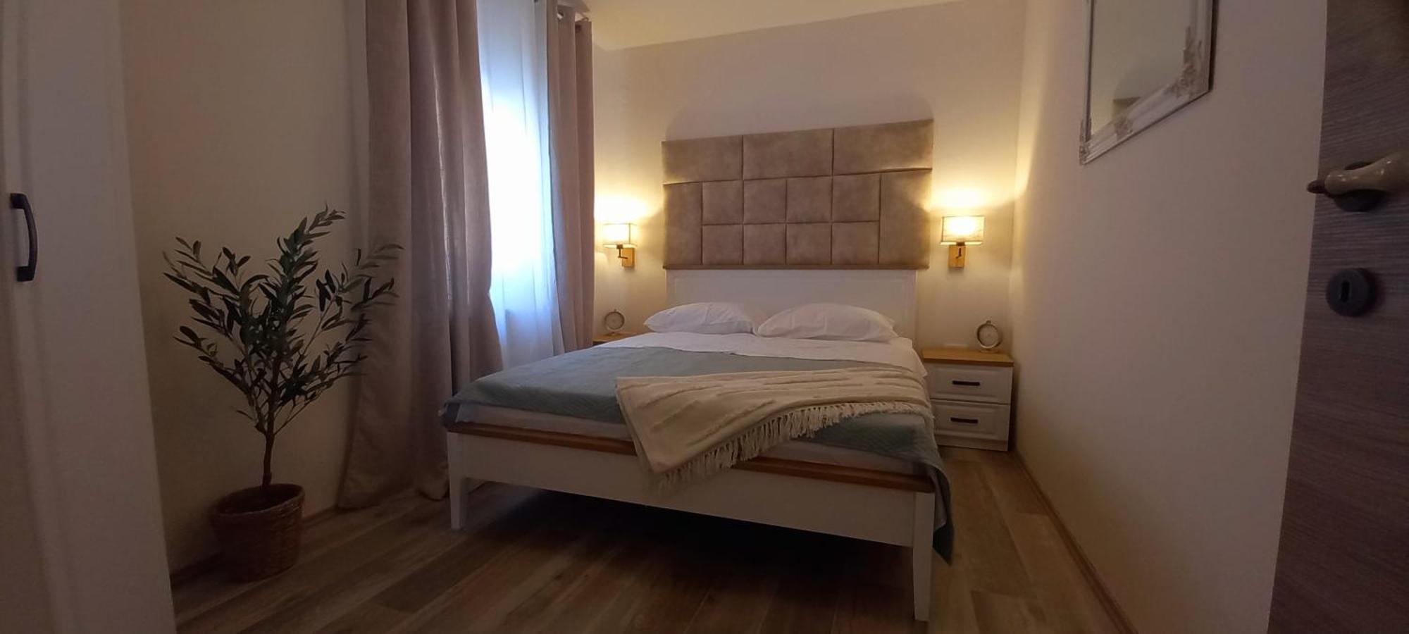 Studio Apartmani “Jarnecic” Krk Town Extérieur photo